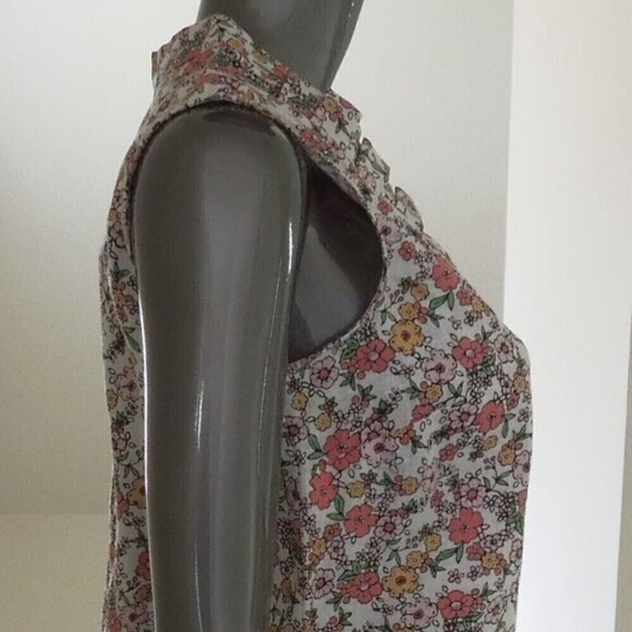 *2/$25* Kim Rogers Washable Linen Top Size Small Sleeveless Floral - Picture 4 of 4